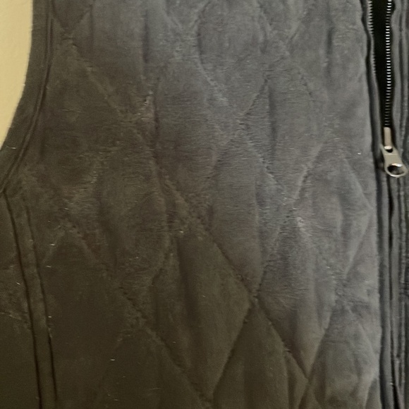 Black Relativity Vest‎ - Picture 3 of 4